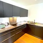 Modern With Alps Scenic Views And Concierge By Swisshut Nyaraló *