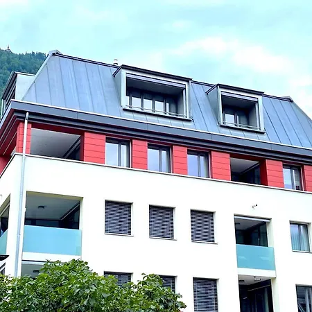 Modern With Alps Scenic Views And Concierge By Swisshut インターラーケン
